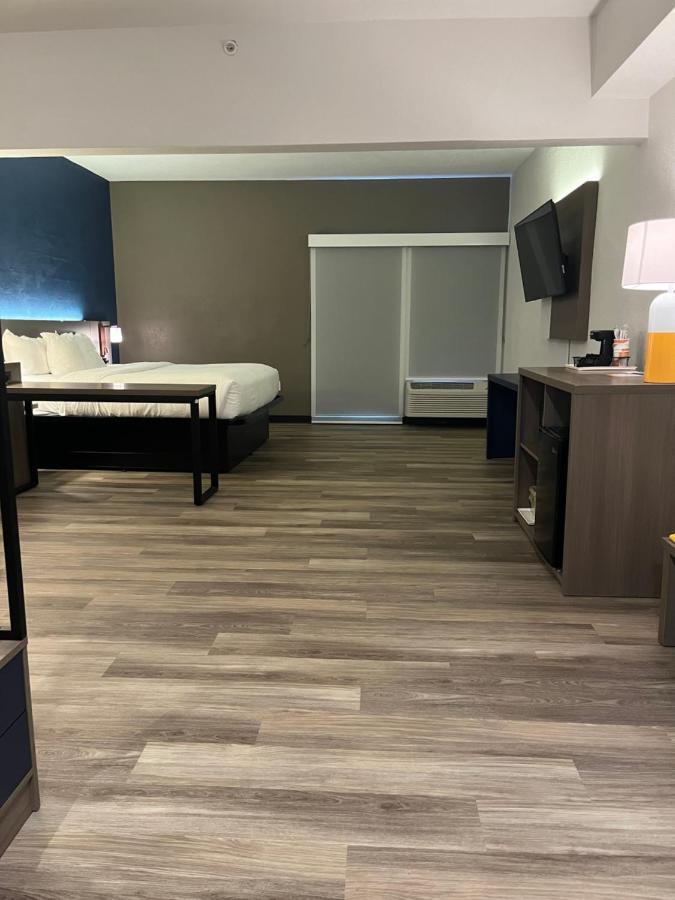 Comfort Suites Clearwater - Dunedin Eksteriør bilde